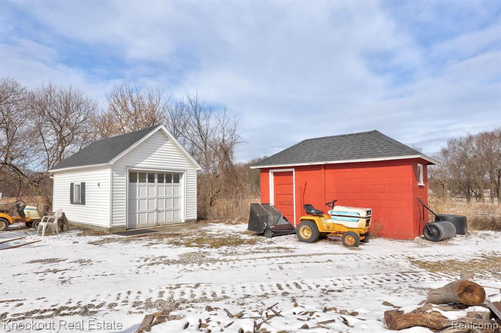 5383 Riverview Drive, Bridgeport, MI 48722 — Photo 75