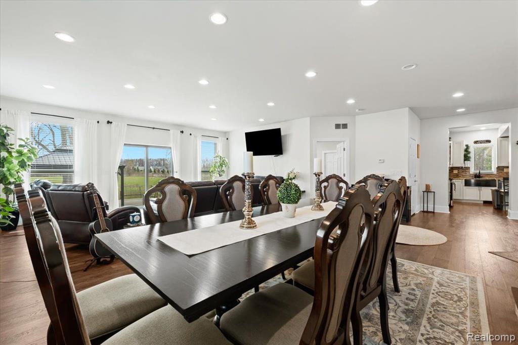 4075 BARR Road, Canton, MI 48188 — Photo 13