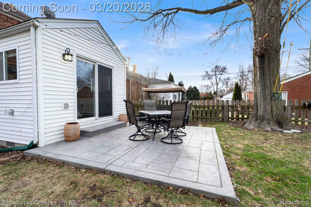 1922 Norwood Drive, Grosse Pointe Woods, MI 48236 — Photo 40