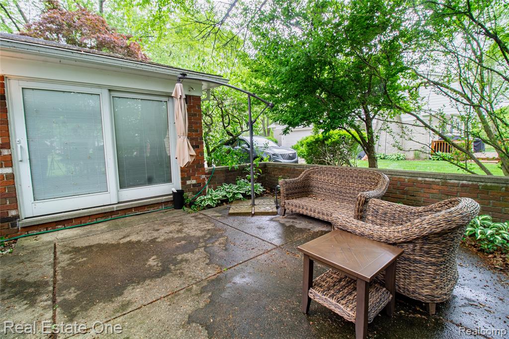 4243 FROSTWOOD Court, Troy, MI 48098 — Photo 21
