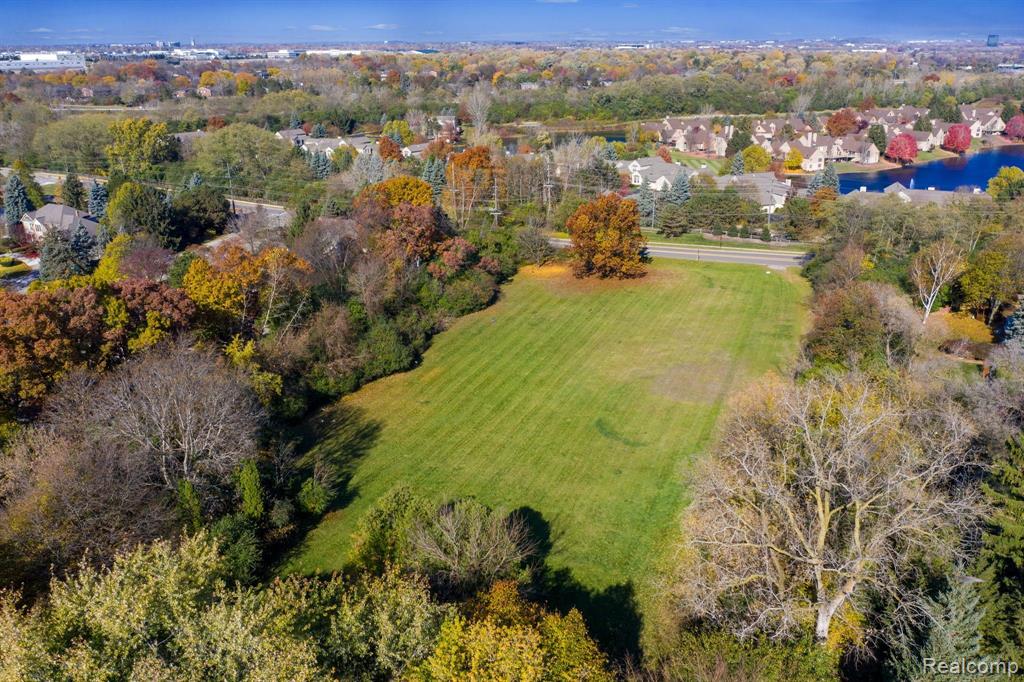 700 E SQUARE LAKE Road, Bloomfield Hills, MI 48304 — Photo 8