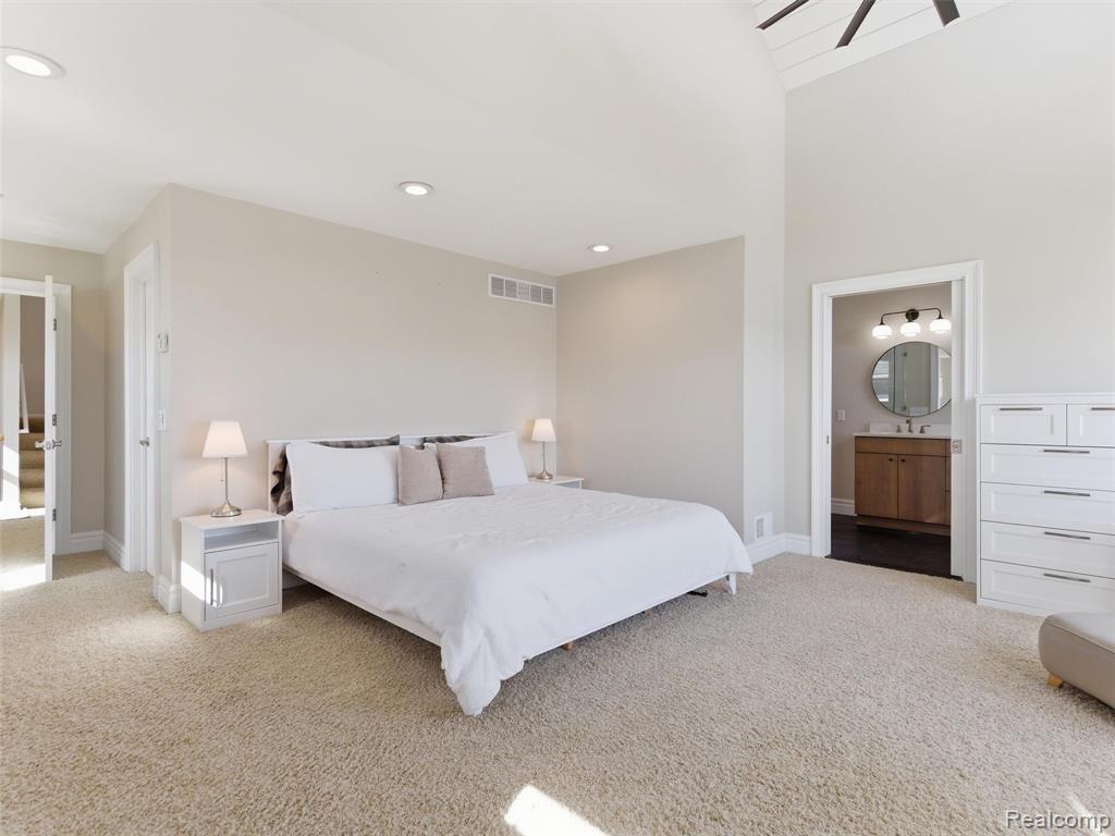 12183 Margaret Drive, Fenton, MI, 48430