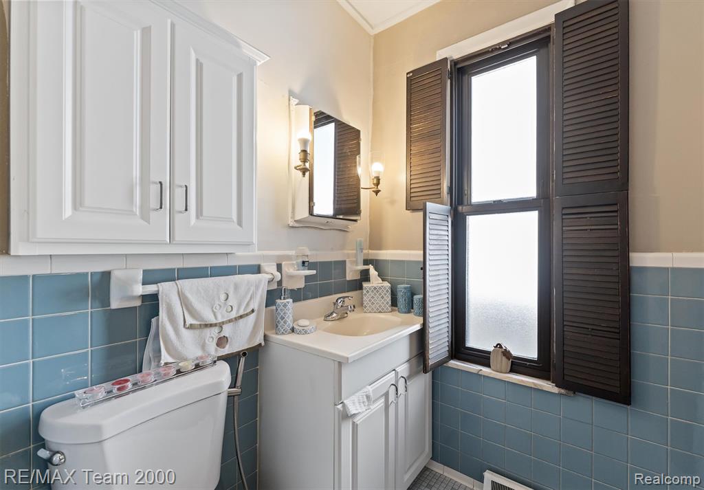5734 N Gulley Road, Dearborn Heights, MI 48127 — Photo 15
