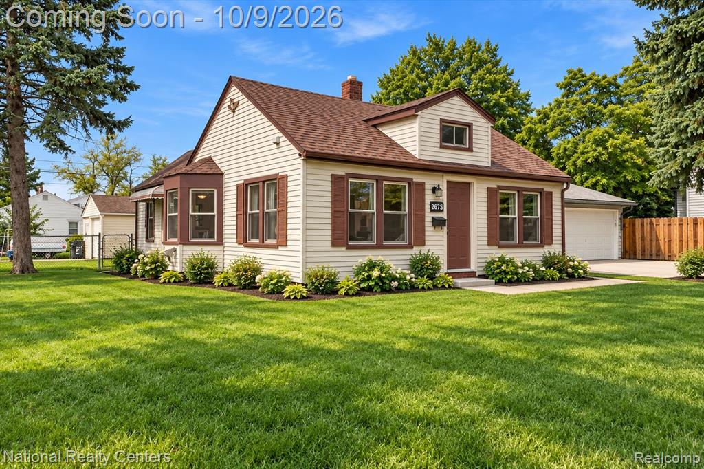 20875 Elroy Avenue, Warren, MI 48089