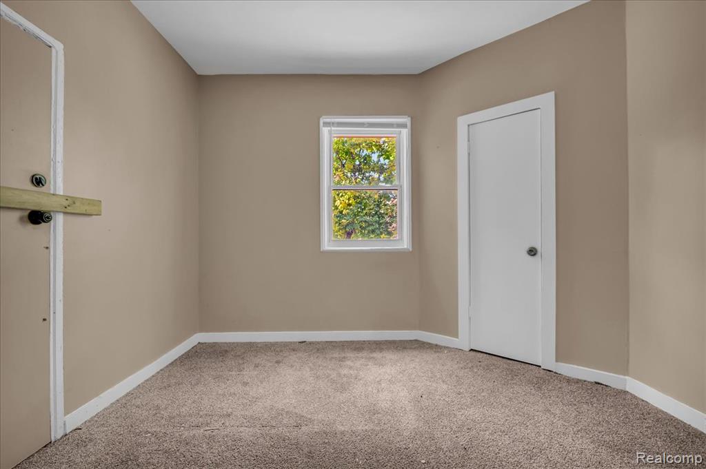 3789 Montclair Street, Detroit, MI 48214 — Photo 16