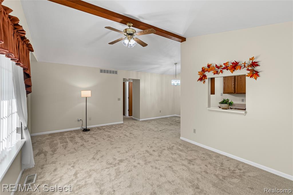 5059 Sandalwood Drive, Grand Blanc, MI 48439 — Photo 7