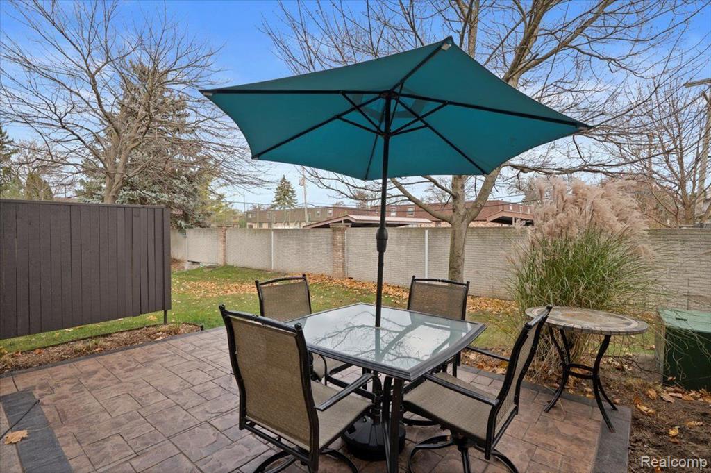 1818 SHIRE, Royal Oak, MI 48073 — Photo 36