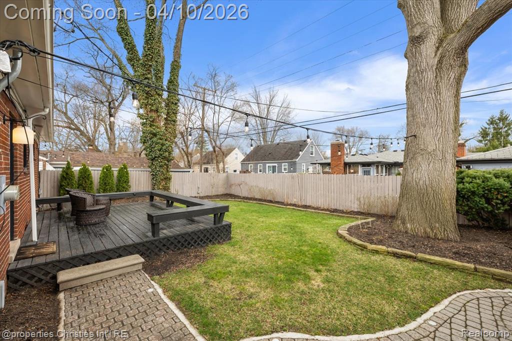 8441 Northfield Boulevard, Oak Park, MI 48237 — Photo 37