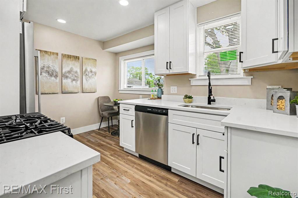 27825 Van Howe Street, Roseville, MI 48066 — Photo 7