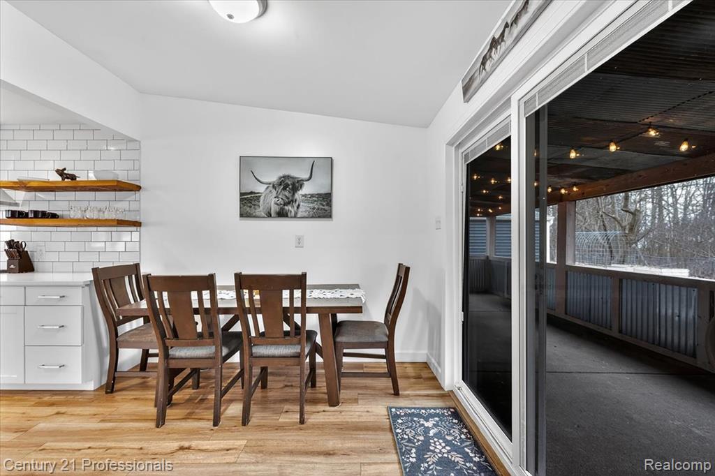 7079 Felix Drive, Clarkston, MI — Photo 23