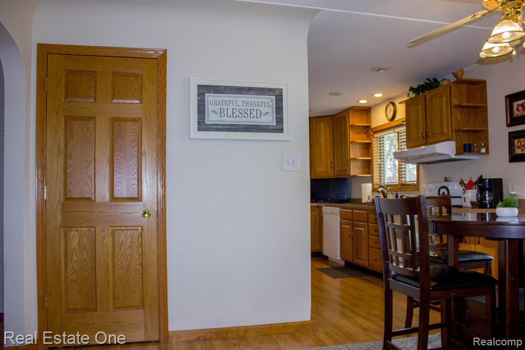 6711 KUTTSHILL Drive NE, Rockford, MI 49341 — Photo 10