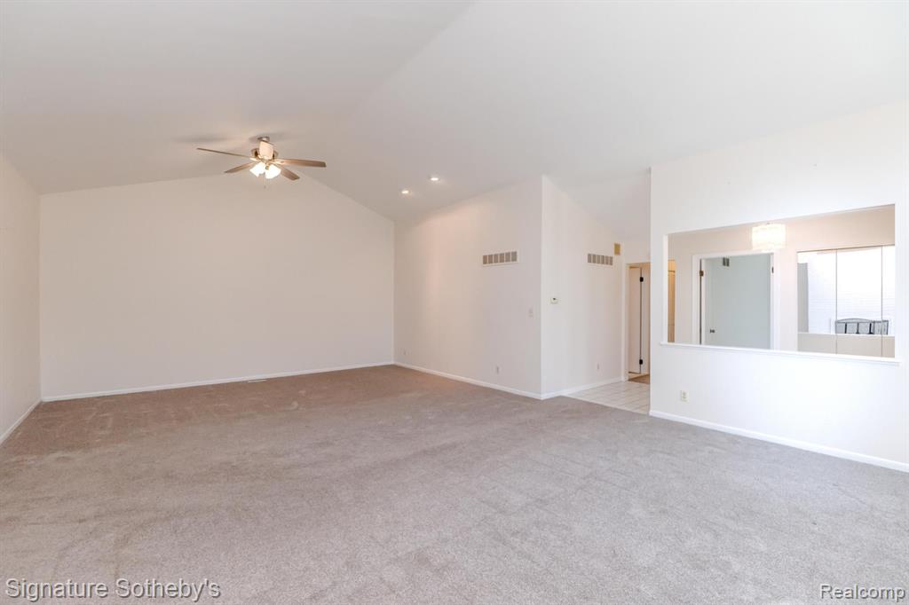 6015 PEBBLE LANE, West Bloomfield, MI — Photo 6