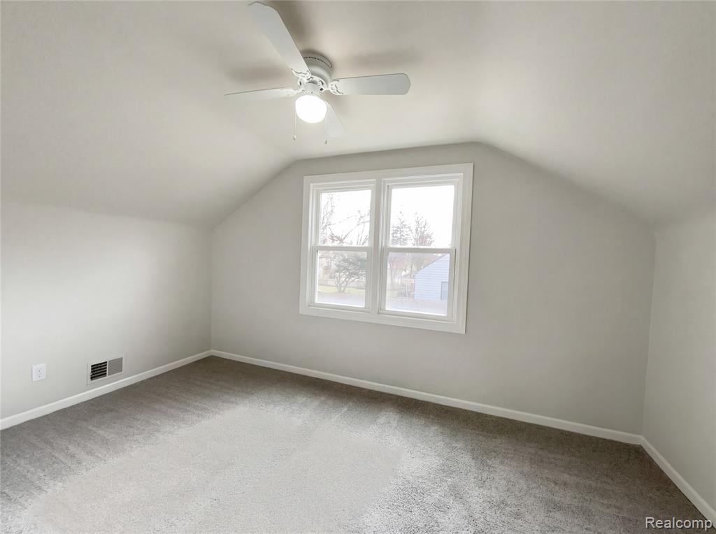 15802 Woodworth, Redford, MI 48239 — Photo 13
