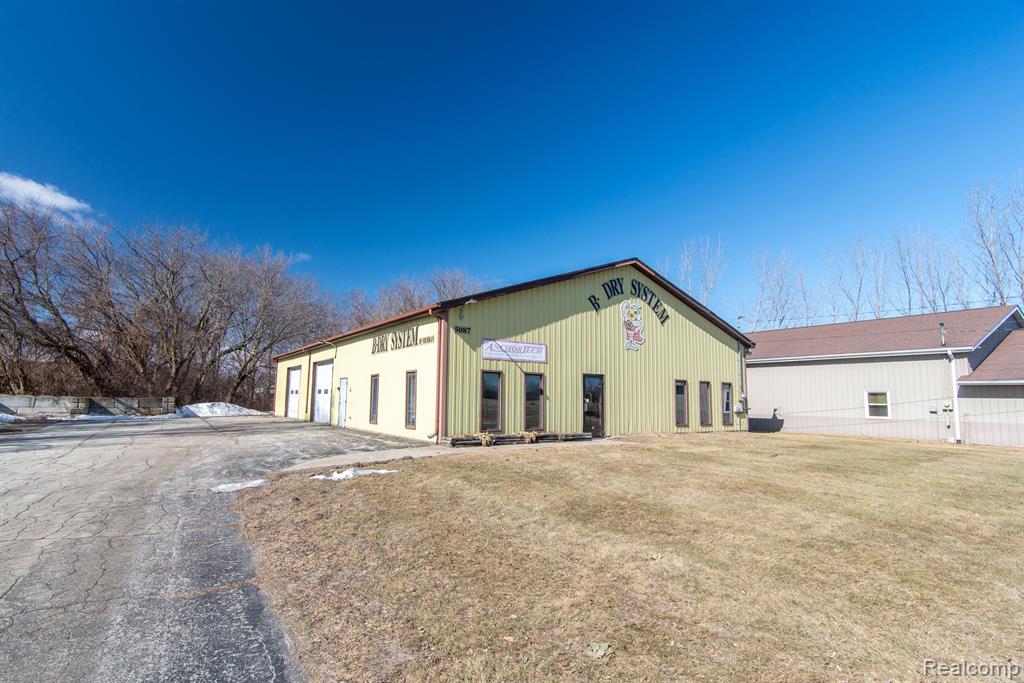 5087 N MICHIGAN Road, Saginaw, MI 48604 — Photo 17