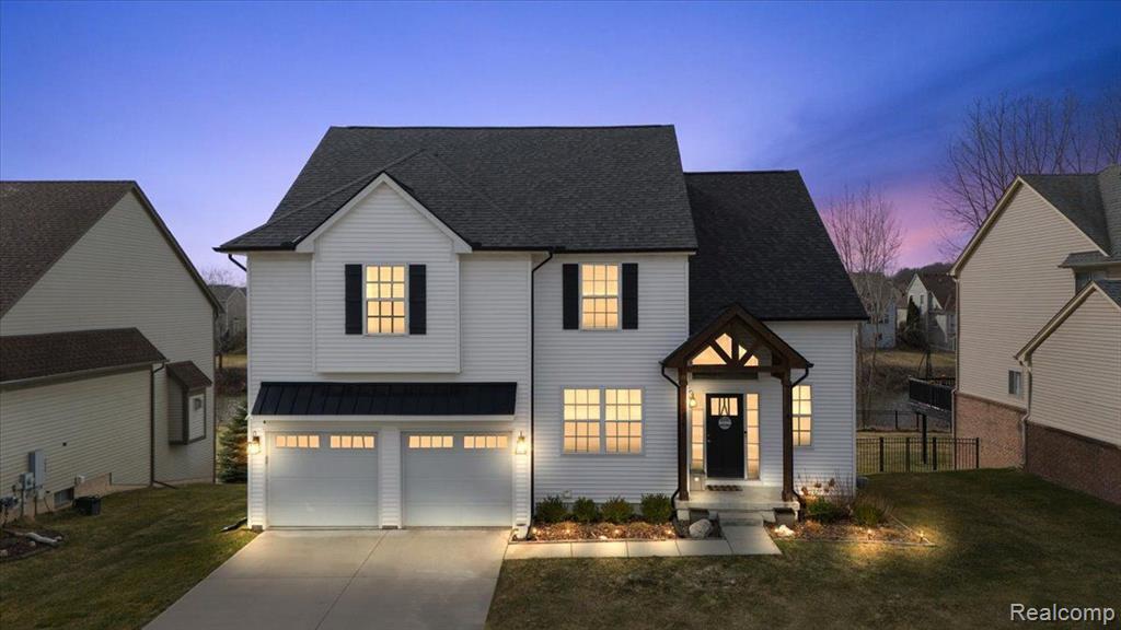 930 CROSS Street, Oxford, MI 48371 — front exterior