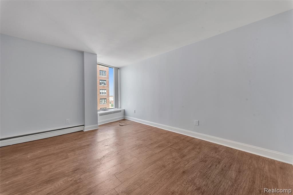 8200 E Jefferson Ave, 1610, Detroit, MI 48214 — Photo 34