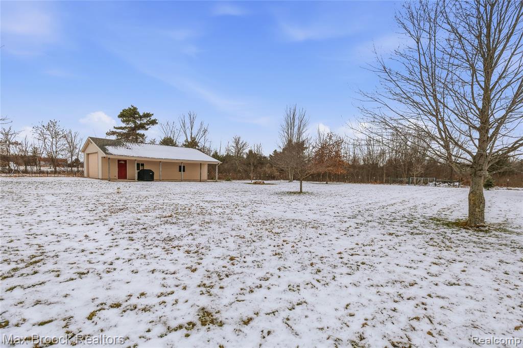 6145 Wildcat Road, MI 48032 — Photo 37