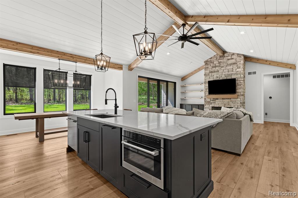 5697 EVERGREEN KNOLL, Howell, MI 48855 — Photo 7