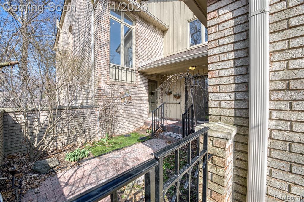 1157 Hillpointe Circle, Bloomfield Hills, MI 48304 — Photo 8