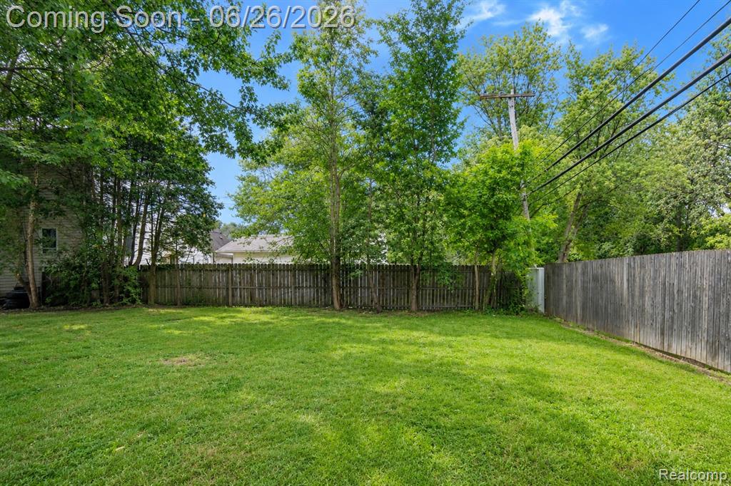 28546 Marquette Street, Garden City, MI — Photo 25