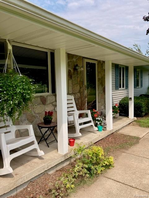 595 N Cedar Road, Fowlerville, MI 48836 — Photo 62