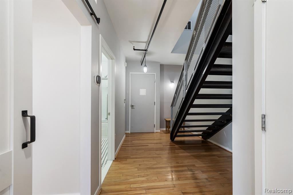614 S TROY Street, 204, Royal Oak, MI 48067 — Photo 6