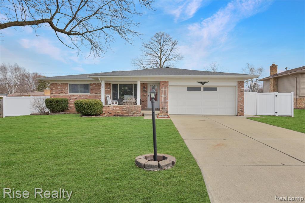 5407 Fairview Drive, Grand Blanc, MI 48439 — Photo 31