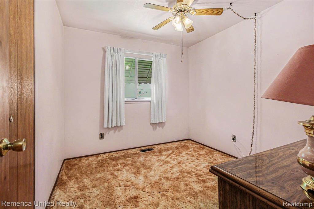 9135 Manton Avenue, Plymouth, MI 48170 — Photo 16