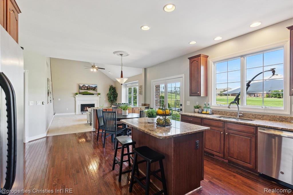 46340 PINEHURST Drive, Northville, MI 48168 — Photo 18
