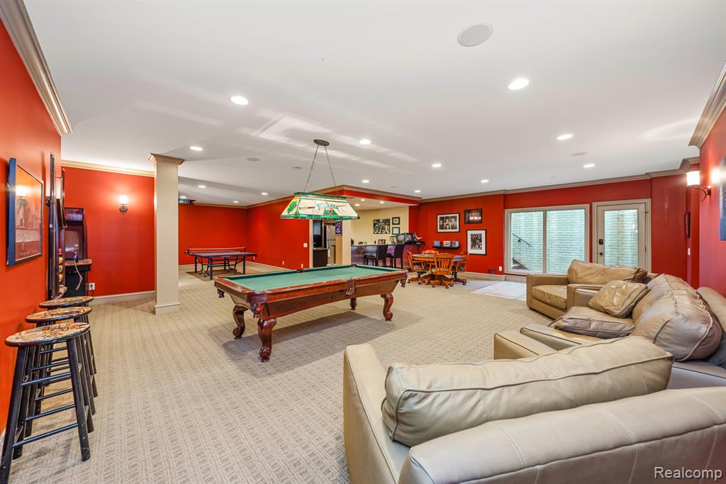 4326 COMMERCE Road, Orchard Lake Village, MI 48324 — Photo 39