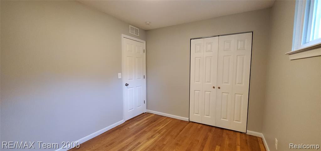 4911 Jackson Street, Dearborn Heights, MI 48125 — Photo 10