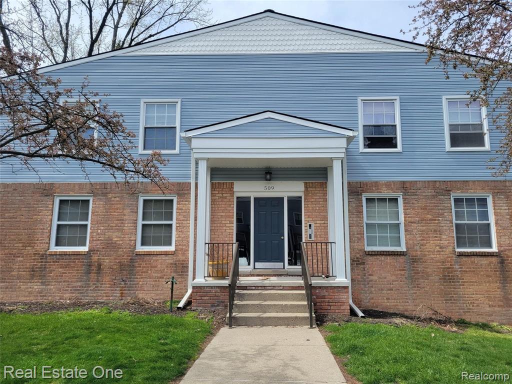 509 E UNIVERSITY, Rochester, MI 48307 — front exterior