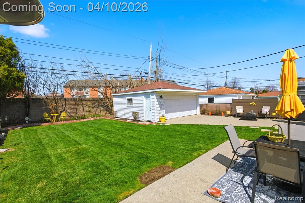 30725 Whittier Avenue, Madison Heights, MI 48071 — Photo 3