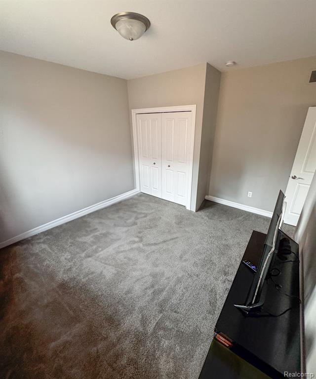 49645 MANISTEE Drive, Chesterfield, MI 48047 — Photo 4