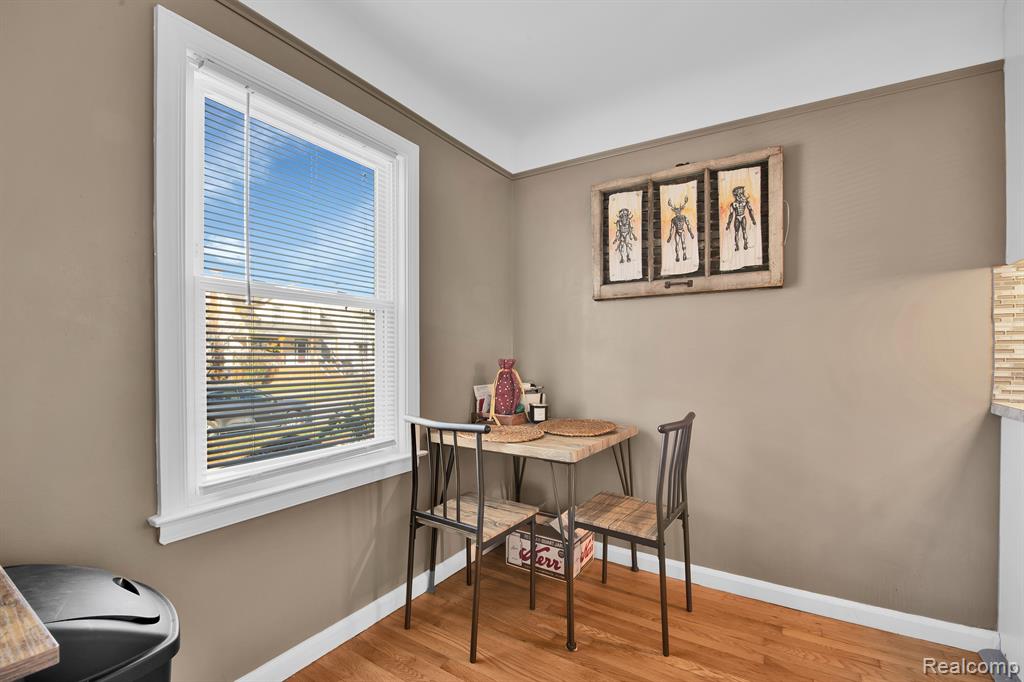 564 SPENCER Street, Ferndale, MI 48220 — Photo 11