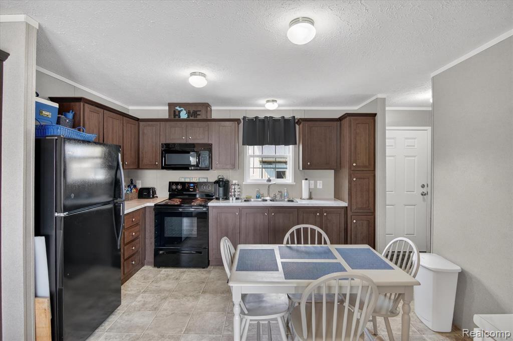3233 Zona Drive, Osseo, MI 49266 — Photo 21
