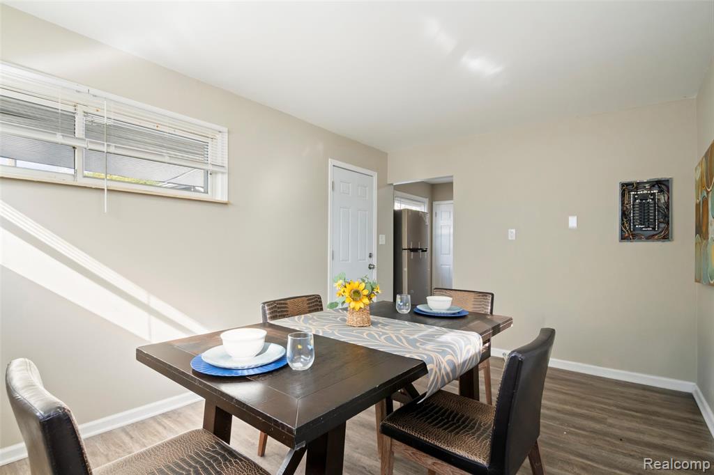 8818 Clippert Street, Taylor, MI 48180 — Photo 17