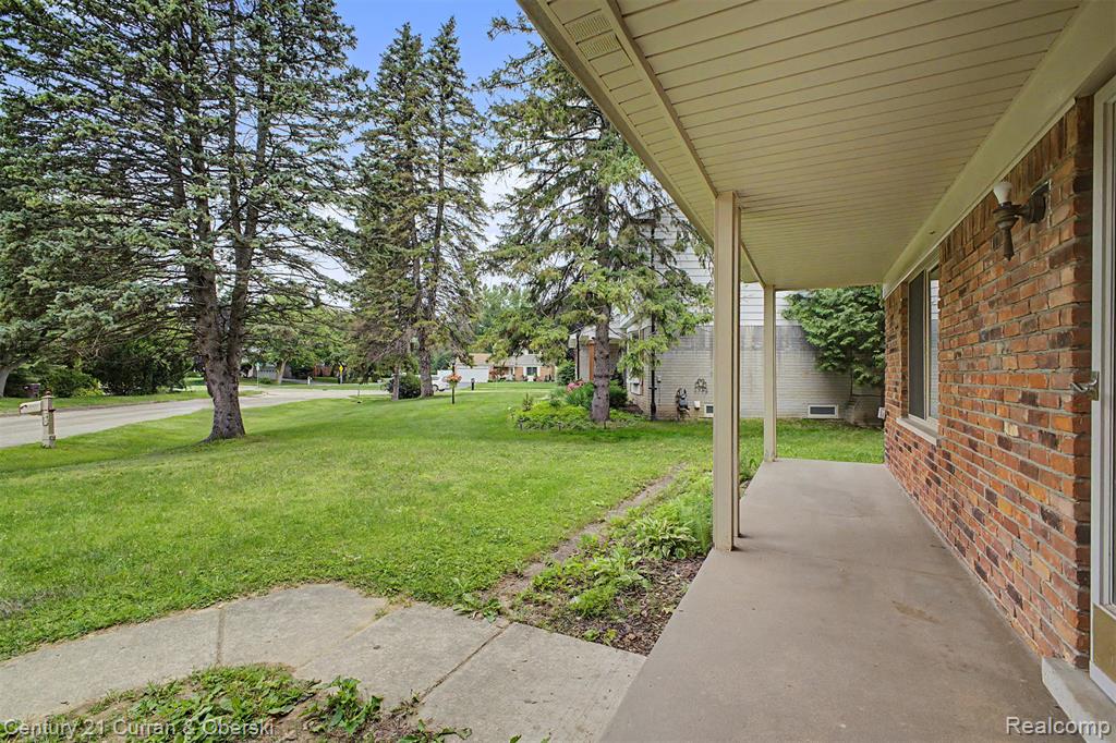 8834 Dublin Way, Sterling Heights, MI 48314 — Photo 3