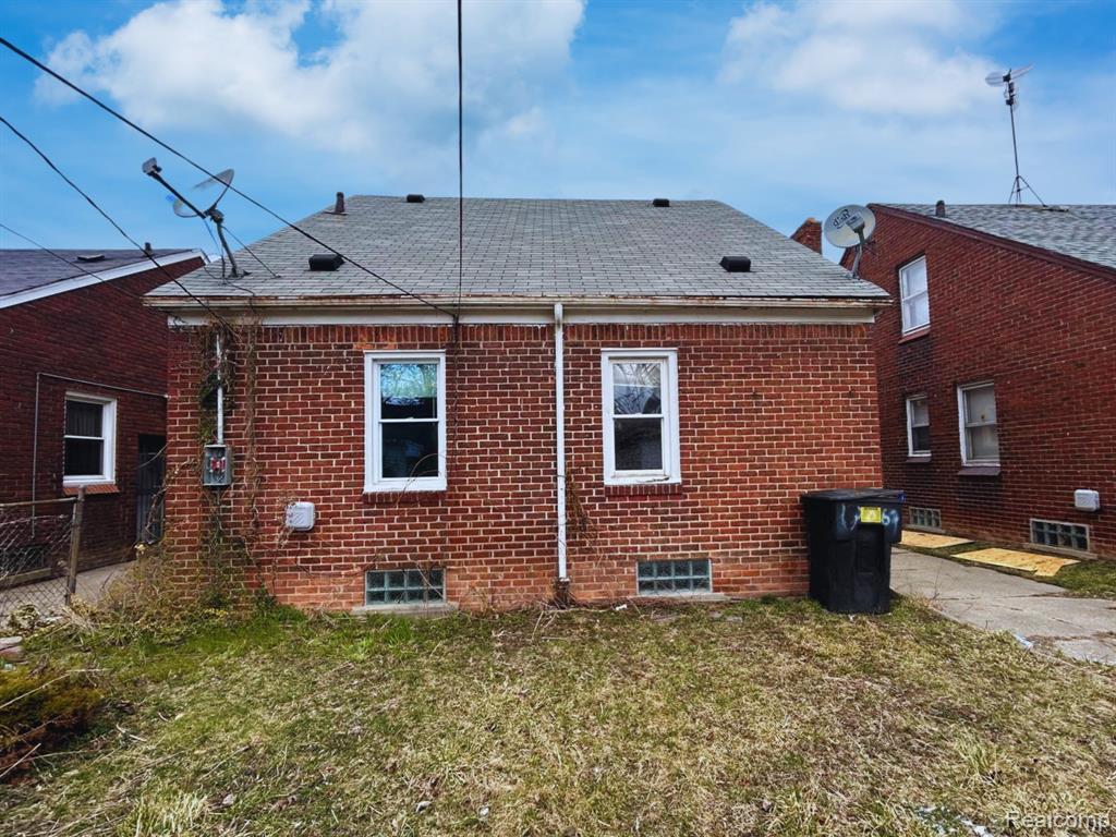 15256 Fordham Street, Detroit, MI 48205 — Photo 17