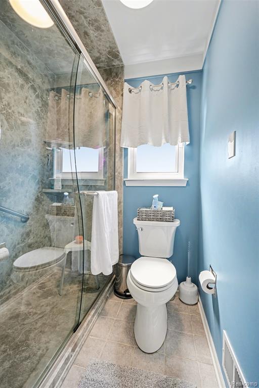 410 Glenn Court, Lake Orion, MI 48362 — Photo 12