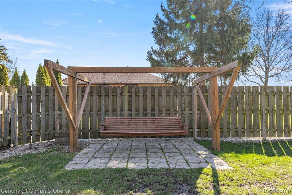 7652 LABO Road, South Rockwood, MI — Photo 20