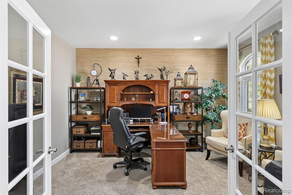 4960 W Stonegate Circle W - Photo 2