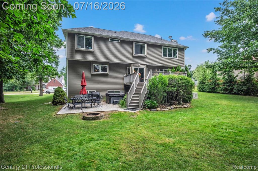 7520 Paradise Drive, Grand Blanc, MI 48439 — Photo 6
