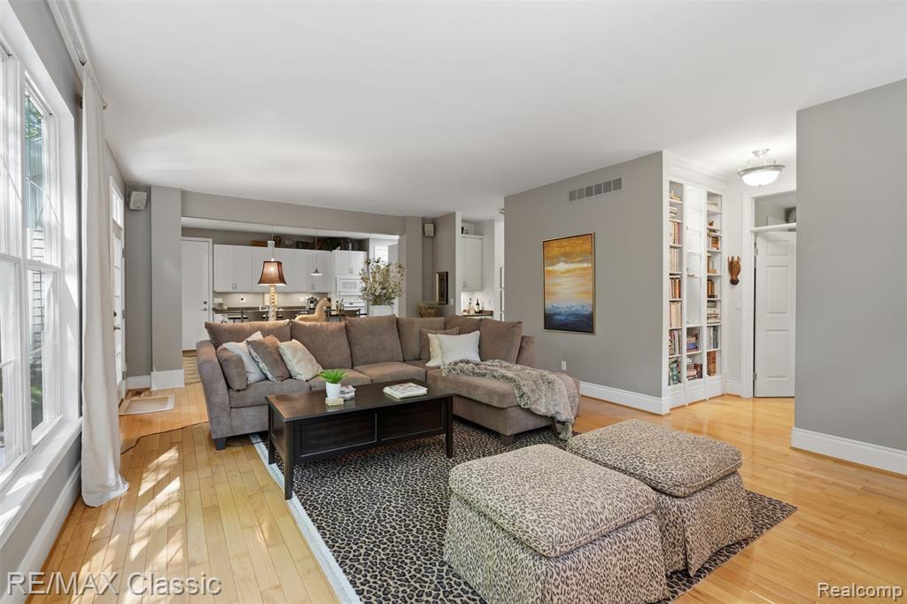 6303 Ridge Hollow Lane, Davisburg, MI 48350 — Photo 15