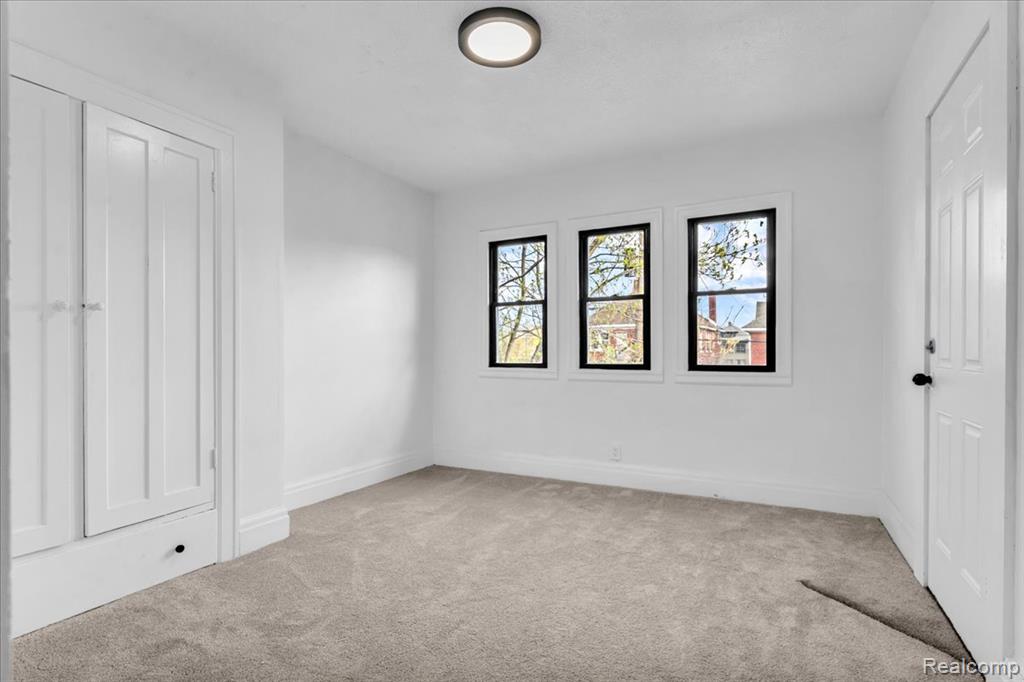 2633 Collingwood Street, Detroit, MI 48206 — Photo 20