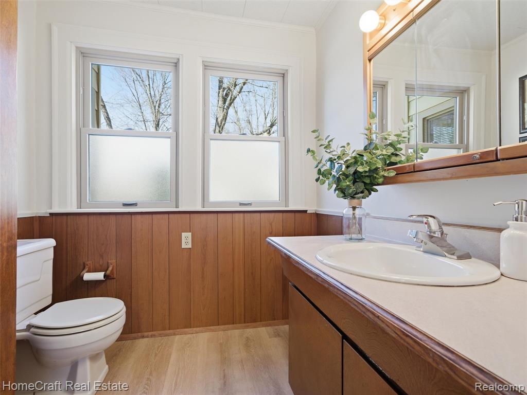 9921 CRANSTON Street, Livonia, MI 48150 — Photo 17