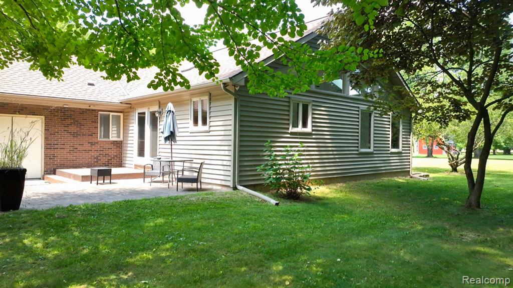 940 W Predmore Road, Oakland, MI — Photo 49