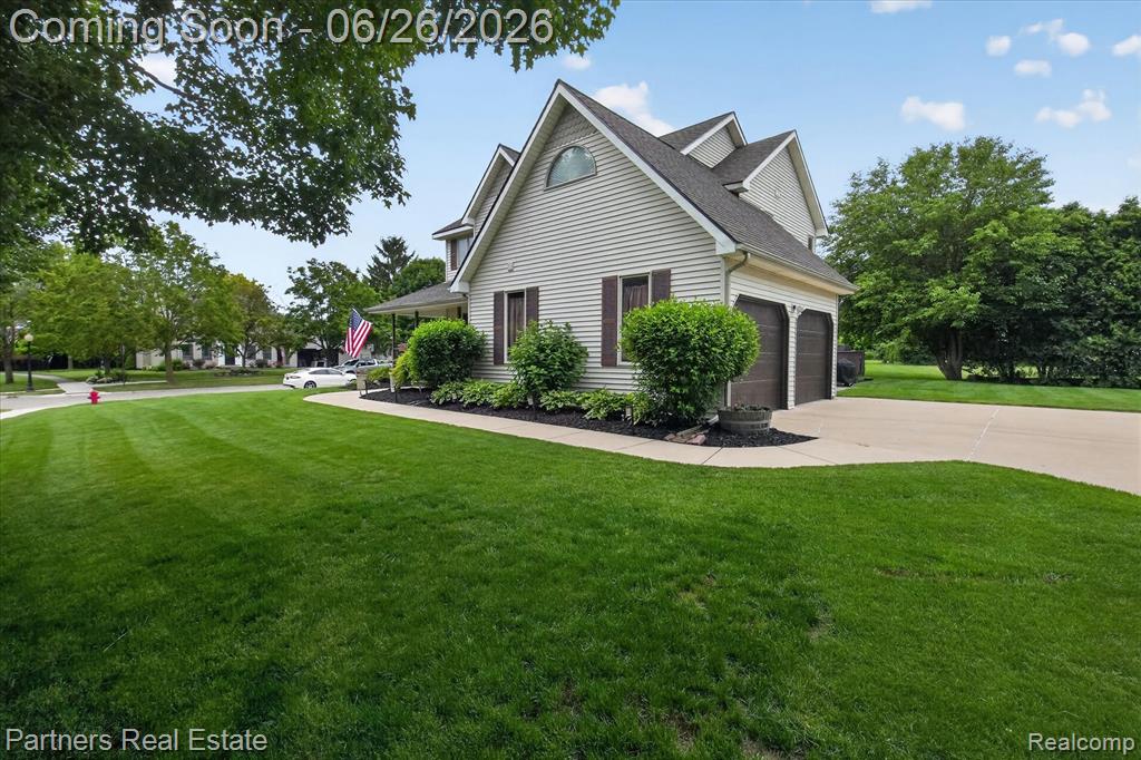 627 W Caledonia Street, Howell, MI 48843 — Photo 3