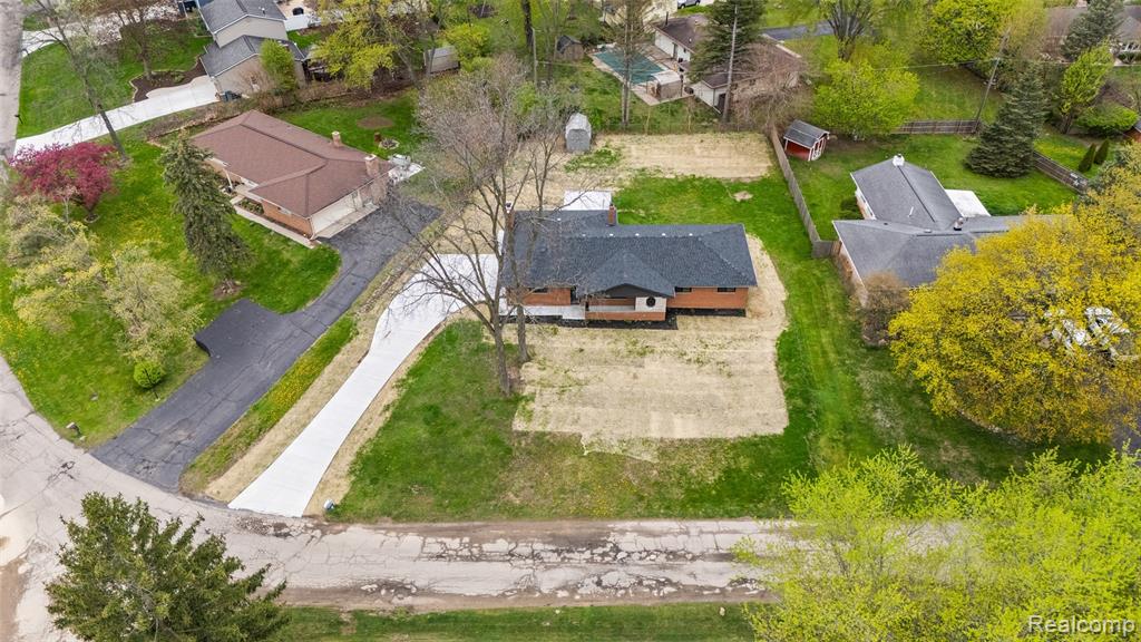 6141 Paramus, Clarkston, MI — Photo 5