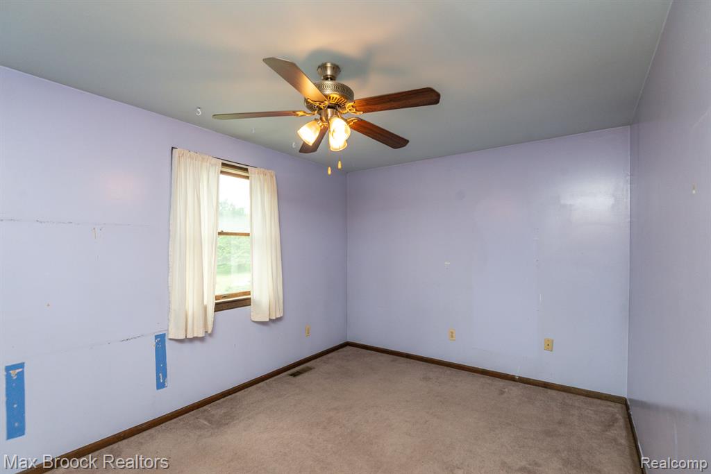 54320 BELCREST Drive, Milford, MI 48381 — Photo 30